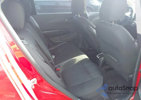 2016 Chevrolet Sonic Lt Auto из США, поврежденный, VIN 1G1JC6SH7G4179943